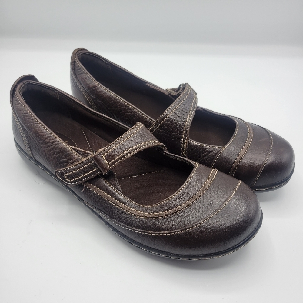 Clarks Bendables MaryJane style shoes size 8M leather upper